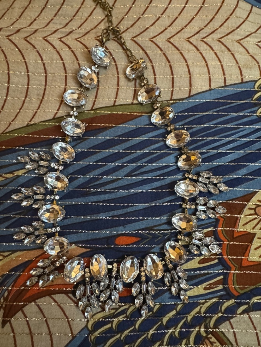 NWOT Aratta Clear Crystal Bib Necklace in Gold Tone